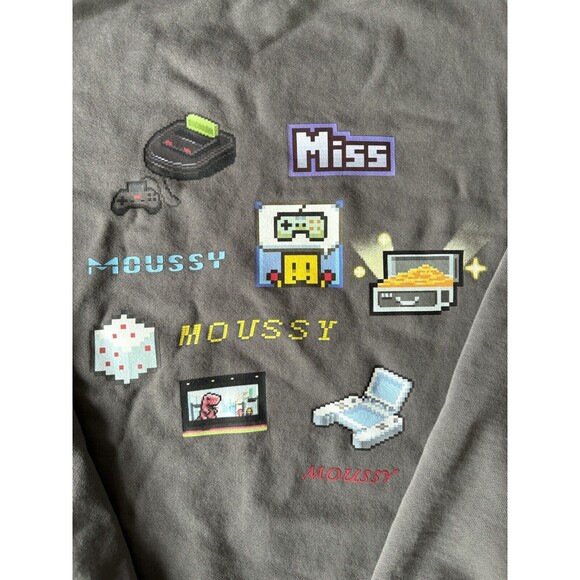Moussy Sweatshirt Womens Free One Size Japanese Design Pixel Video Game Gray - Picture 4 of 9